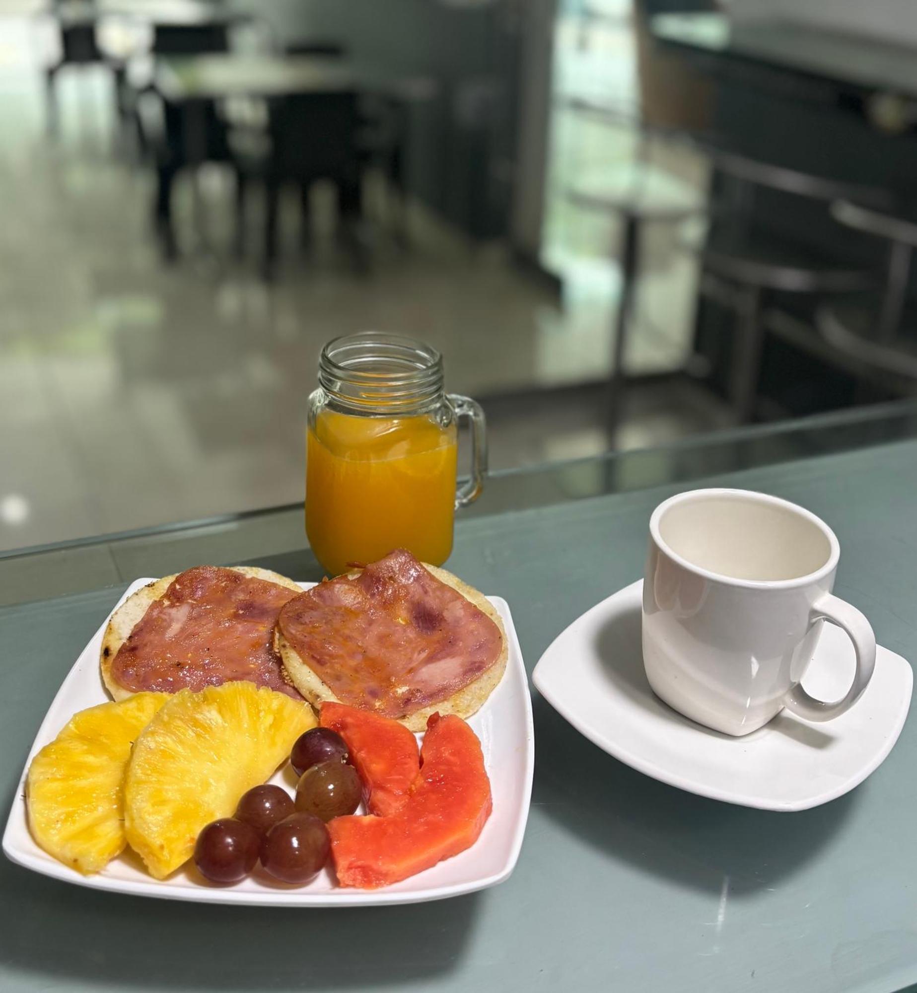 Ayenda Zhena Hotel Cúcuta Eksteriør billede